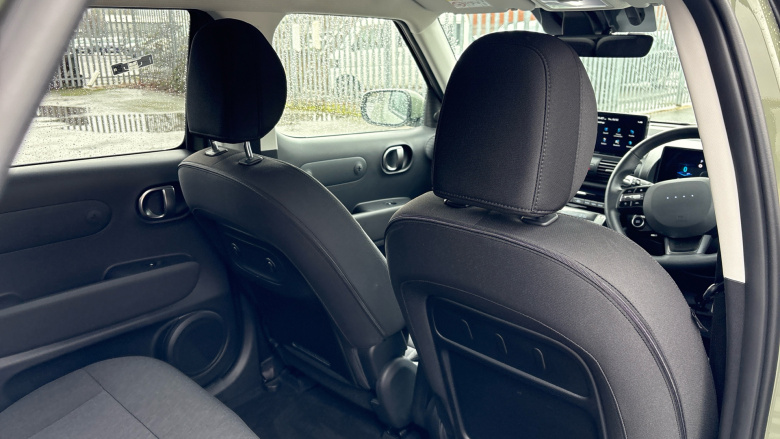 Hyundai INSTER 85kW 02 49kWh 5dr Auto Electric Hatchback